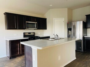 21328 Pne Ml Dr in New Caney, TX - Building Photo - Building Photo