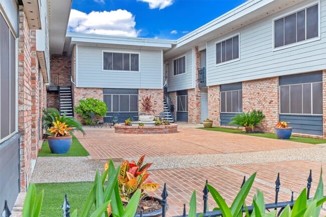 property at 2011 Marshall St