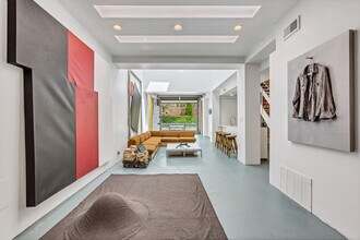 2231 N Wayne Ave in Chicago, IL - Foto de edificio - Building Photo