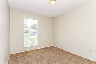 716 Admiralty Way in Fort Worth, TX - Building Photo - Building Photo