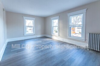 261 Orange St in Manchester, NH - Building Photo - Building Photo