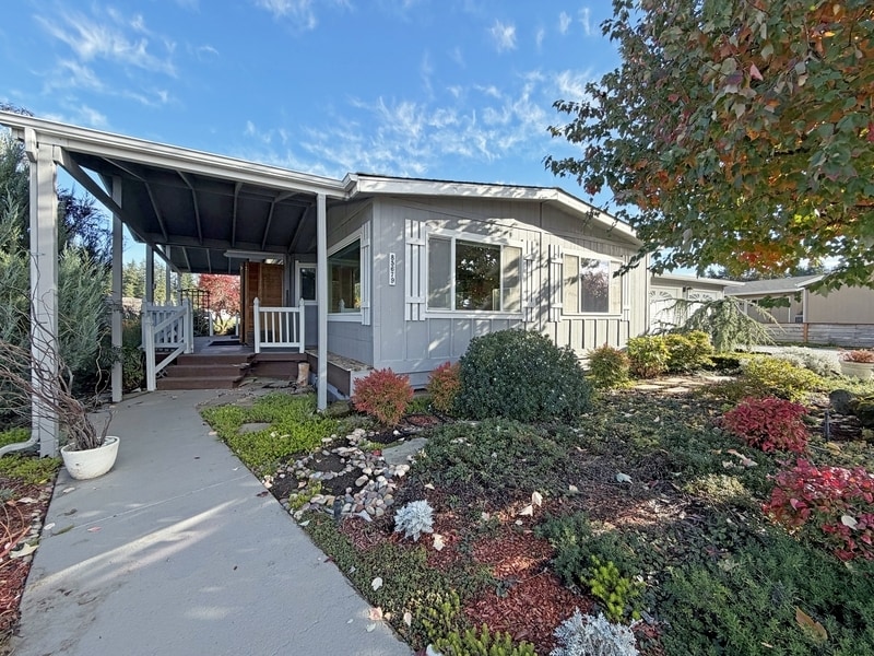 85679 Hampstead Ln in Eugene, OR - Building Photo