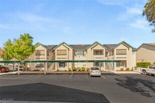 5211 S Lindell Rd in Las Vegas, NV - Building Photo
