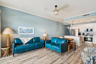 9815 S Thomas Dr in Panama City, FL - Building Photo - Building Photo