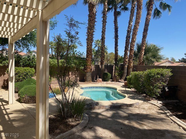 2056 Nightrider Dr in Las Vegas, NV - Building Photo - Building Photo