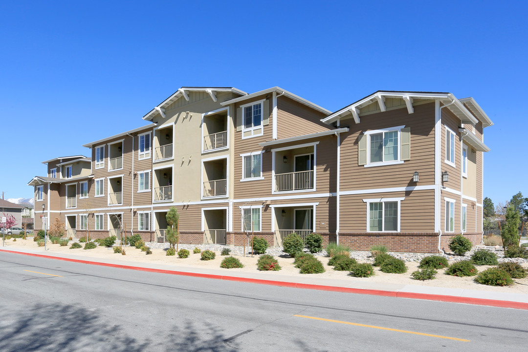 Lincoln Way Apartments in Sparks, NV - Building Photo