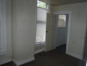 1401 Sylvanie St in St. Joseph, MO - Building Photo - Building Photo