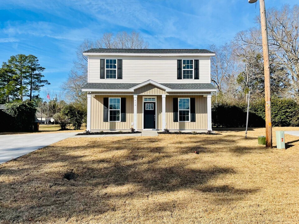 613 12th Ave in Aynor, SC - Building Photo