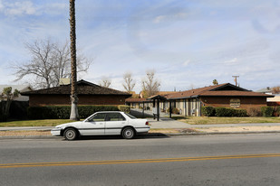 Villa La Paz Apartments