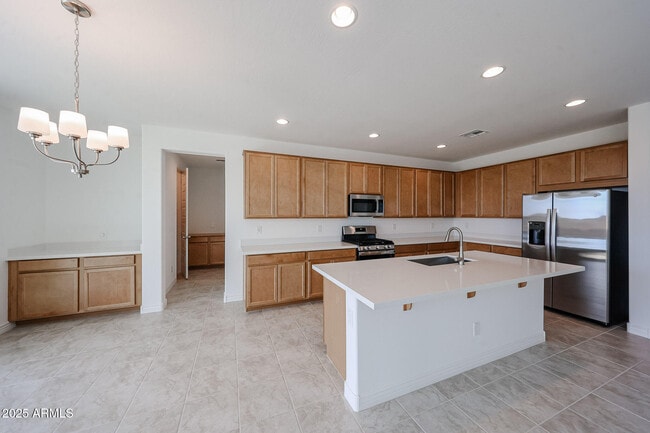 14807 W Cottontail Ln in Surprise, AZ - Building Photo - Building Photo