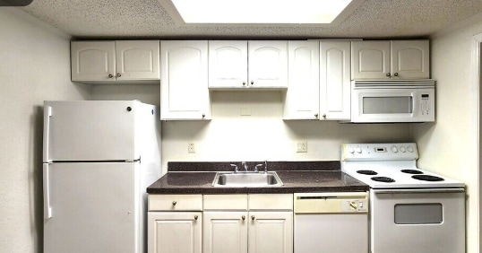 4037 E Michigan St in Orlando, FL - Building Photo