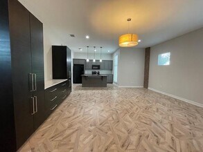 622 Hemphill St in Fort Worth, TX - Building Photo - Building Photo