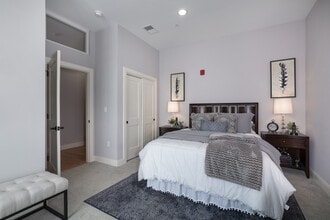 The Lofts at 93 North in Concord, NH - Building Photo - Interior Photo