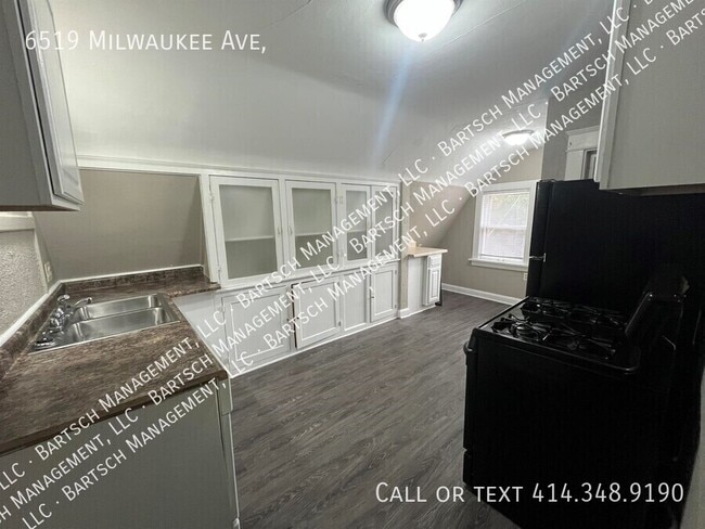 property at 6519 Milwaukee Ave