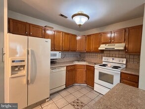 1821 The Woods II in Cherry Hill, NJ - Building Photo - Building Photo