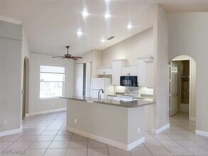 120 18th Ave NE in Naples, FL - Building Photo - Building Photo