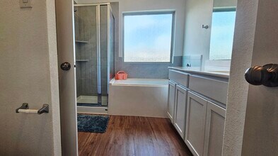 19308 Via Vinovo Ct in Roman Forest, TX - Foto de edificio - Building Photo