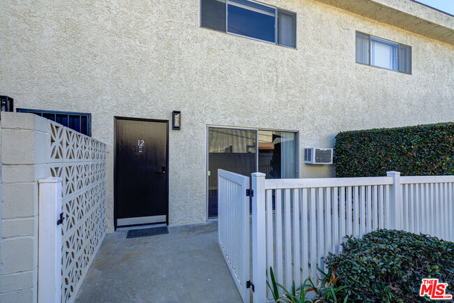 2758 Orange Ave in Torrance, CA - Building Photo - Building Photo