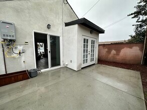 5324 E Harco St, Unit #A in Long Beach, CA - Building Photo - Building Photo