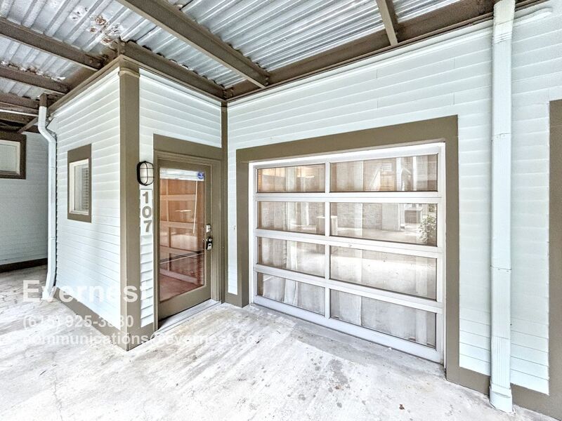 807 18th Ave S in Nashville, TN - Building Photo