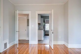 15 Faulkner St in Boston, MA - Building Photo - Building Photo