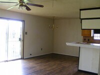 4839 Trail Lake Dr photo'