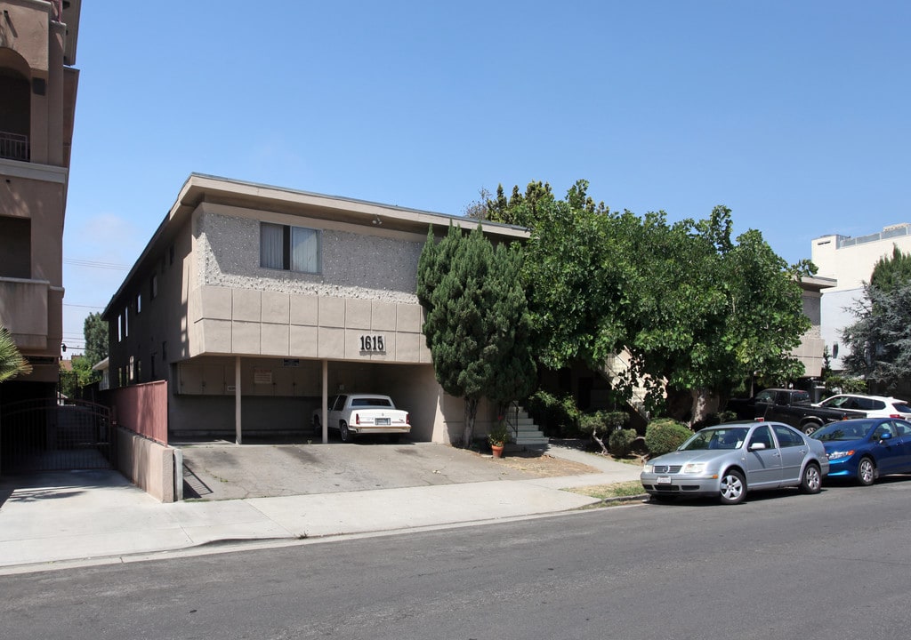 1615 Butler Ave in Los Angeles, CA - Building Photo