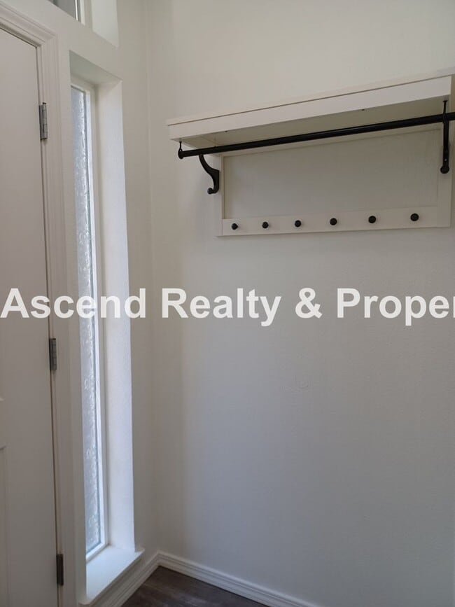 2529 NW Rogue Valley Terrace in Beaverton, OR - Building Photo - Building Photo