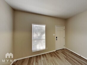 10407 Lupine Canyon in Helotes, TX - Foto de edificio - Building Photo