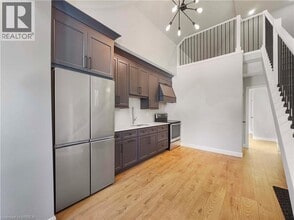 45 Sydenham St in Woodstock, ON - Building Photo - Building Photo