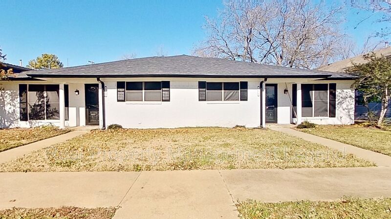 821 W Woodard St in Denison, TX - Building Photo