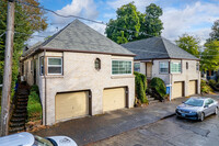 Residential Condominium in Portland, OR - Building Photo - Primary Photo