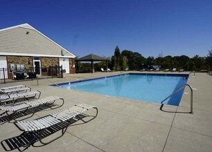 1135 Somerset Springs Dr in Spring Hill, TN - Building Photo - Building Photo