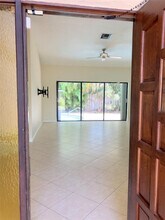 71 Laredo Ln in Boca Raton, FL - Building Photo - Building Photo