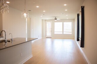 123 Table Top Bnd in Liberty Hill, TX - Building Photo - Building Photo