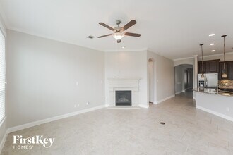 10514 Hartfield Bluff Ln in Cypress, TX - Foto de edificio - Building Photo