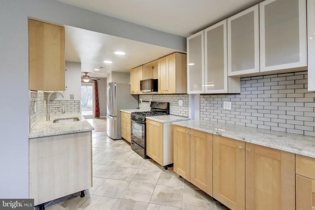 5769 Yellowrose Ct in Columbia, MD - Building Photo