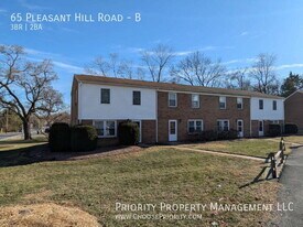 65 Pleasant Hill Rd in Harrisonburg, VA - Building Photo