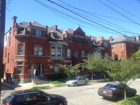 226 W Burnett Ave, Unit 226B Apartamentos