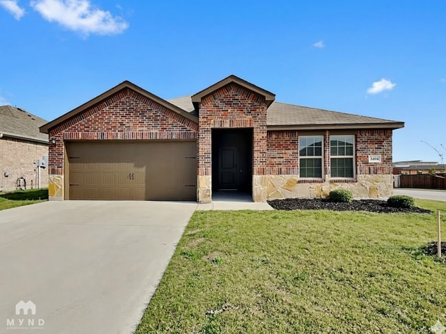 property at 4101 Black Canyon Dr