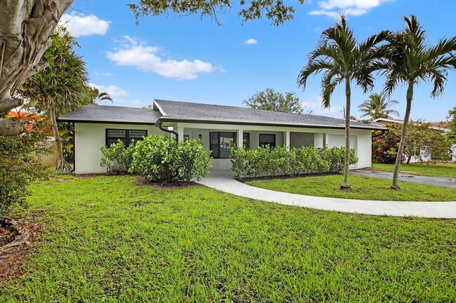 725 Heron Dr in Delray Beach, FL - Building Photo - Building Photo