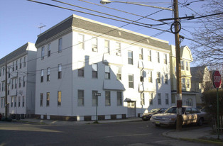 173 Chestnut St Apartments