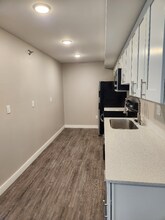1616 W Bender Rd in Glendale, WI - Building Photo - Building Photo