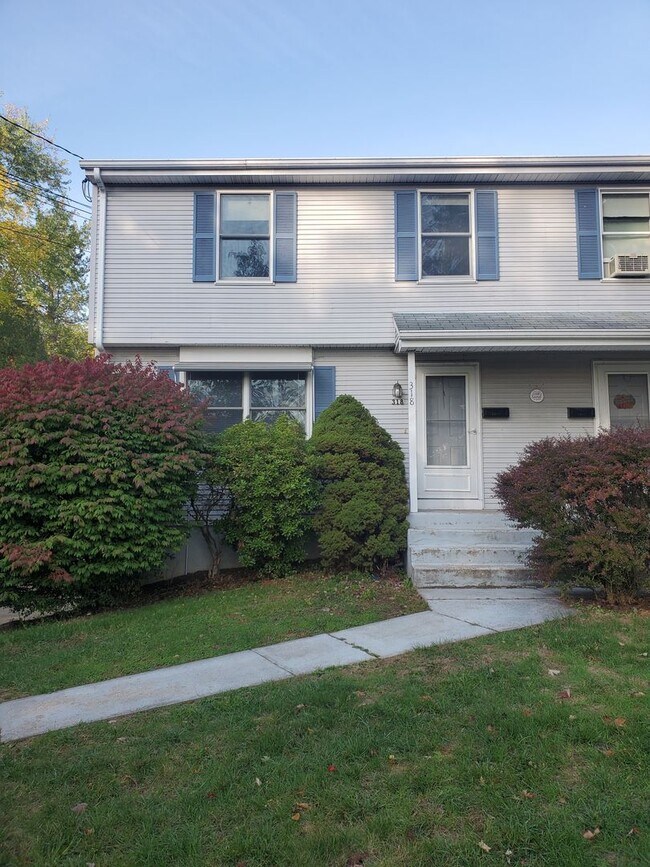 property at 316-318 High Rd