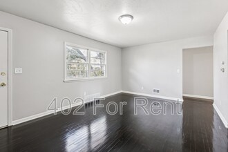 3821 Saratoga St in Omaha, NE - Building Photo - Building Photo