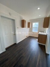 2458 Benton St in Granite City, IL - Building Photo - Building Photo