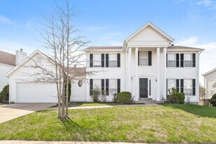 926 Sprinters Row Dr in Florissant, MO - Building Photo