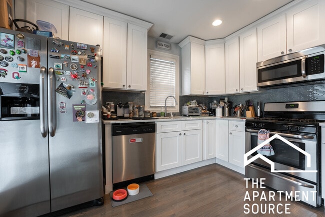 2651 W Armitage Ave in Chicago, IL - Building Photo - Building Photo