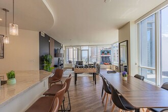 44 W Monroe St, Unit SI ID1388726P in Phoenix, AZ - Foto de edificio - Building Photo