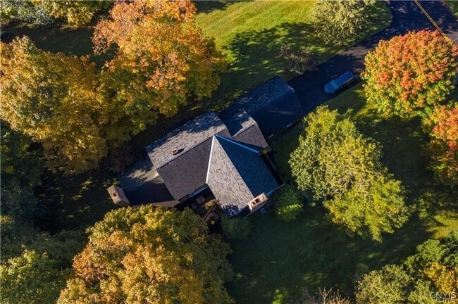 6891 Woodchuck Hill Rd in Fayetteville, NY - Building Photo - Building Photo